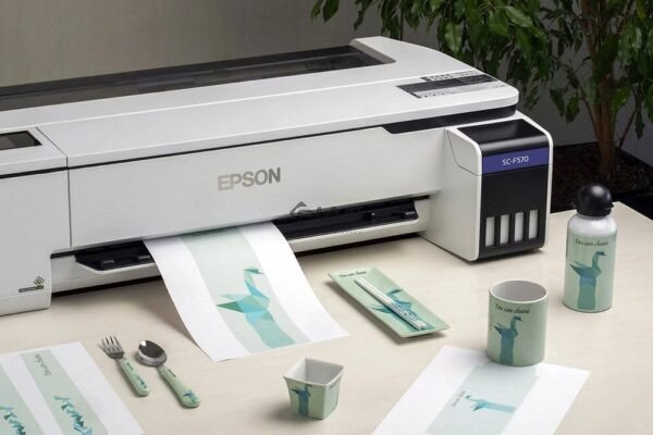 Epson SureColor F570 de sublimación 24". Impresión profesional, tinta UltraChrome DS, Wi-Fi y resolución de hasta 2400 x 1200 dpi.