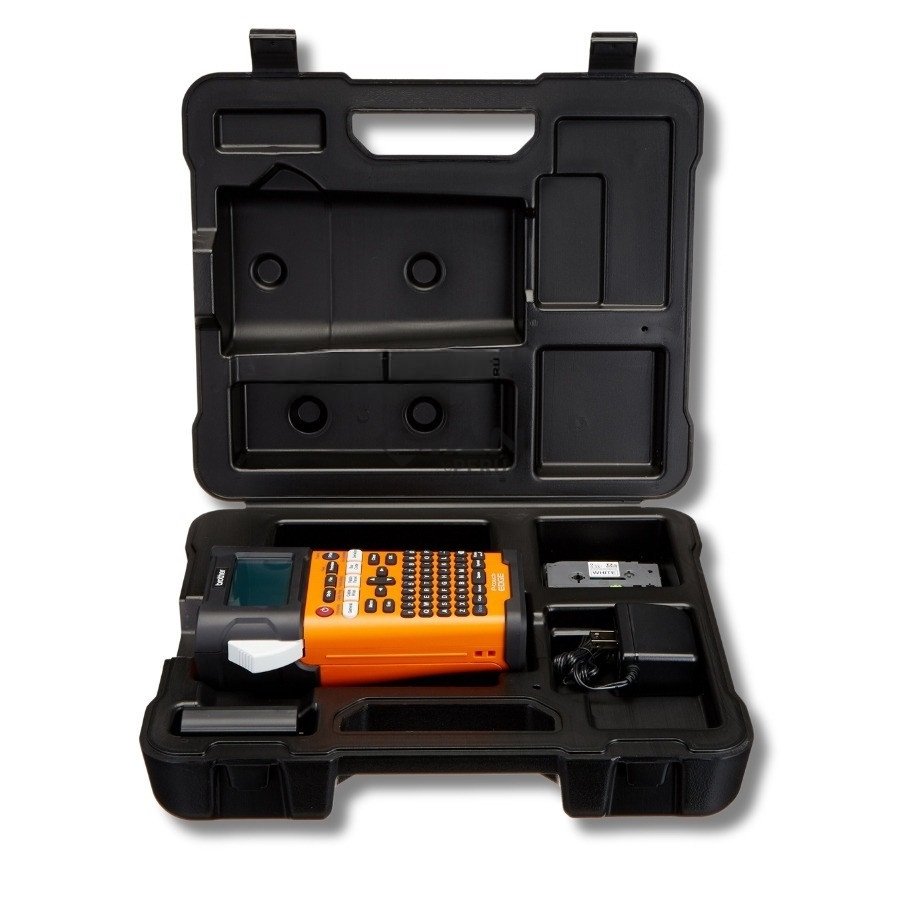 Compra la Rotuladora Brother PT-E300VP Industrial con batería recargable, maletín y cintas TZe hasta 18 mm.